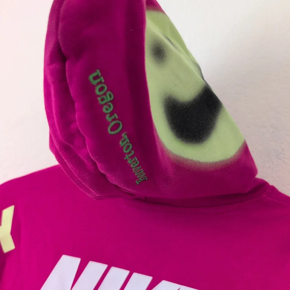 Nike World Tour Pink Hoodie Graphic Smiley Face French Terry Size M Unisex‎